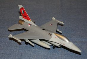 Katie's F-16